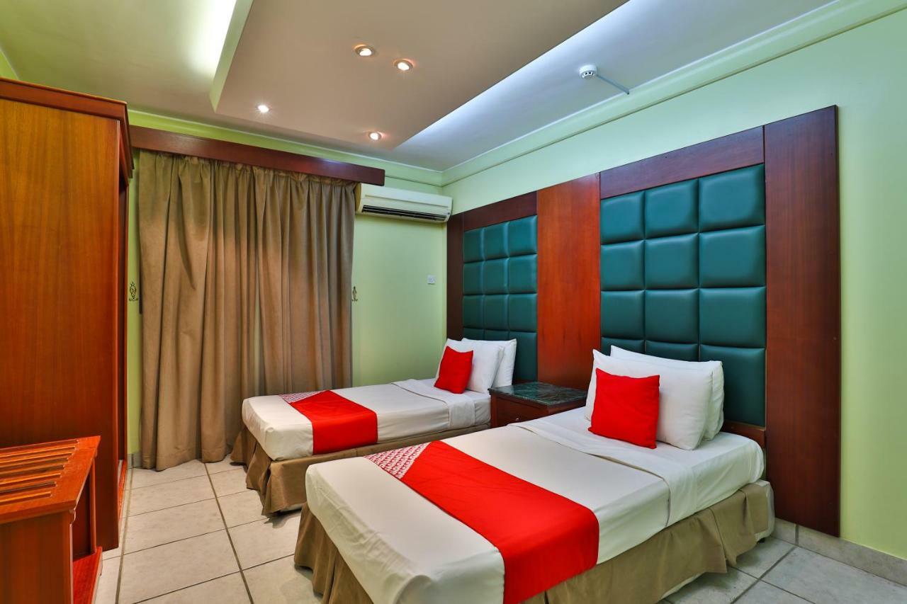 قصر اليمامة للاجنحة الفندقية-فرع السلام Riad Exterior foto